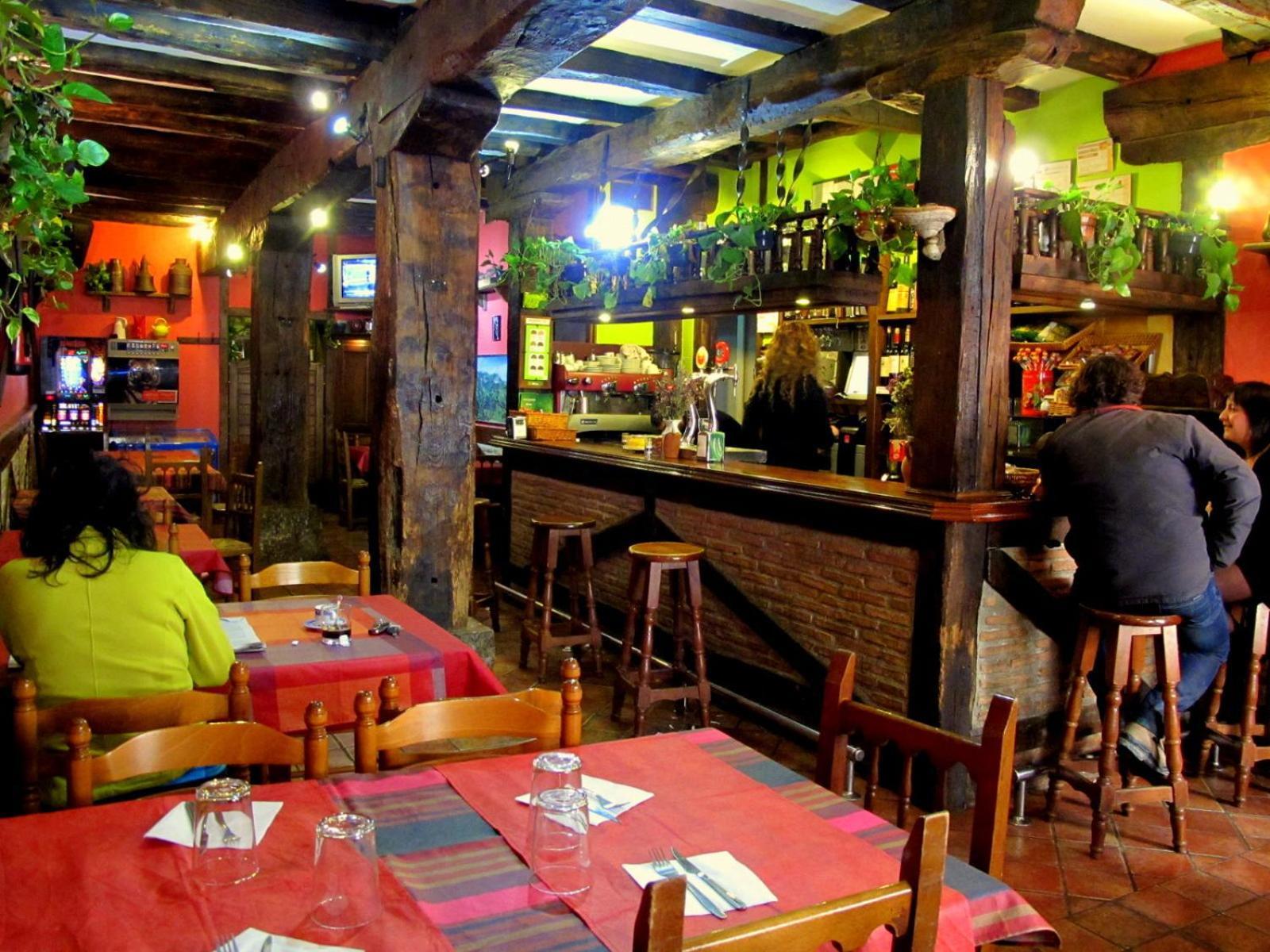 לקומברי Hostal Rural Elosta מראה חיצוני תמונה
