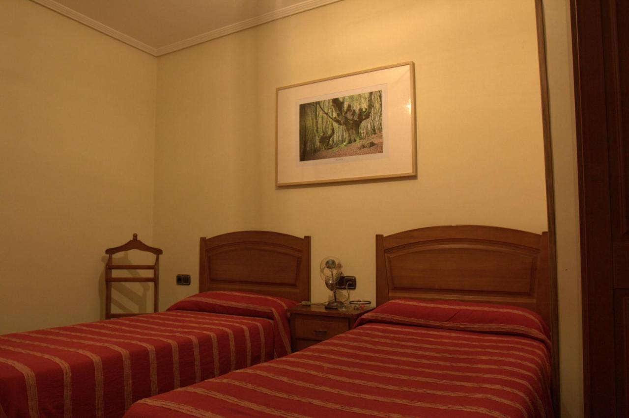 לקומברי Hostal Rural Elosta מראה חיצוני תמונה